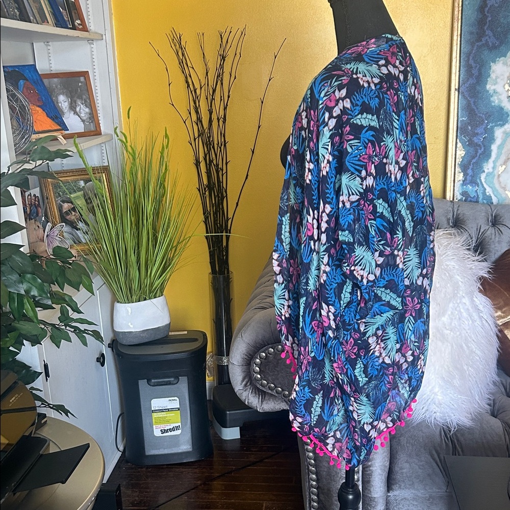 Floral swimsuit cover up with Pink Tassels - Picture 4 of 6